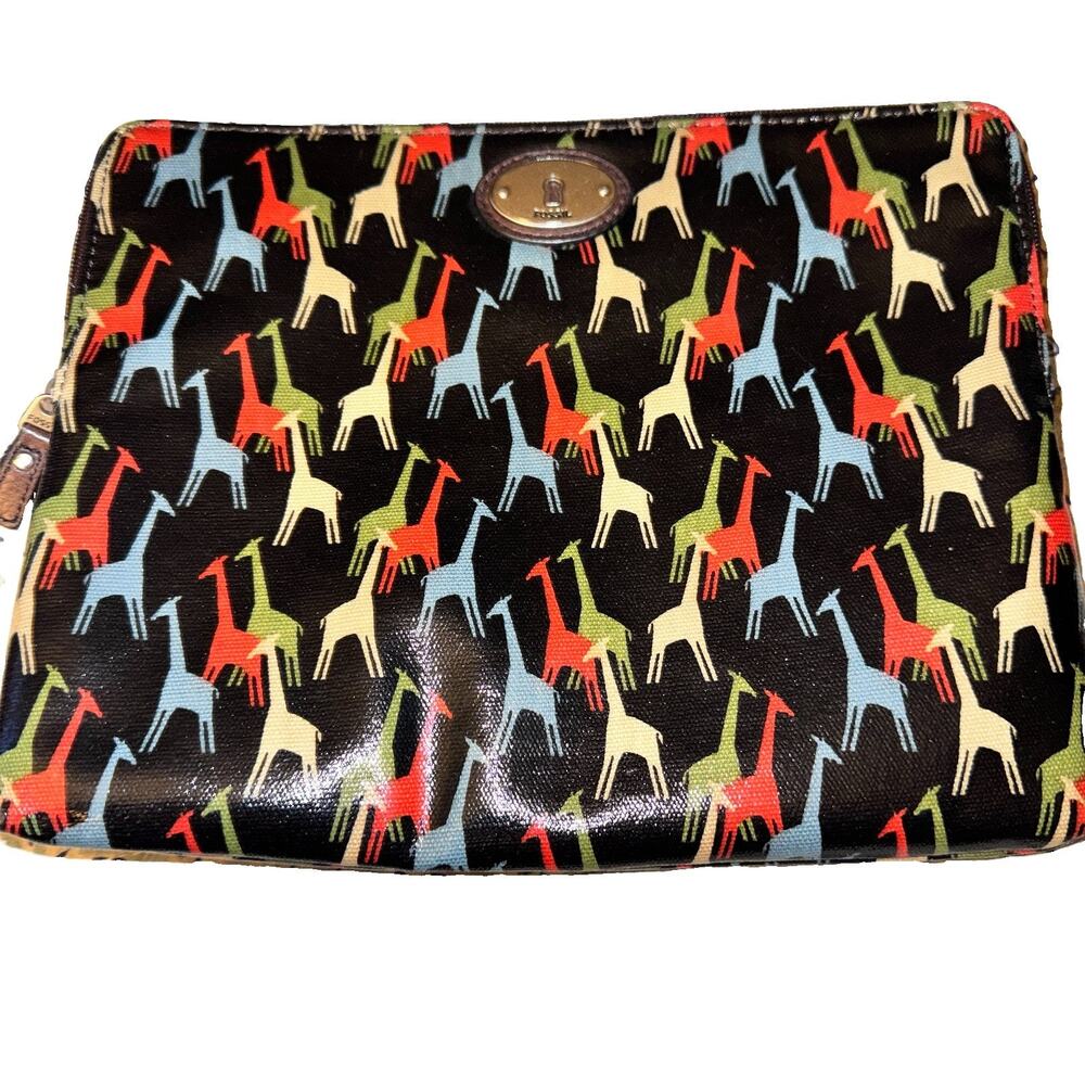 Fossil Key-Per Coated Canvas Zipper Giraffe Print Tablet iPad Case